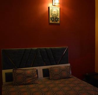 Varanasi Villa | Cozy Corner Stay