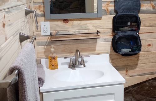 Cascade-Chipita Park Cottage | Cozy Cottage in a Ponderosa Forest at the Base of Pikes Peak