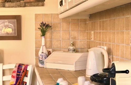 Sinarades Villa | Cozy Cottage -3 bdrs sleeps 6, 2 bathrooms,private garden, swimming pool view.