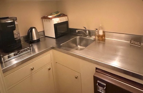 Pebble Beach Cottage | Cozy Cottage 3 minutes away from Pebble Beach Lodge!