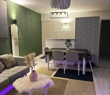 Sint-Stevens-Woluwe Apartment | Cozy Cottage