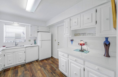 Marco Island House | Cozy Cottage close to the beach