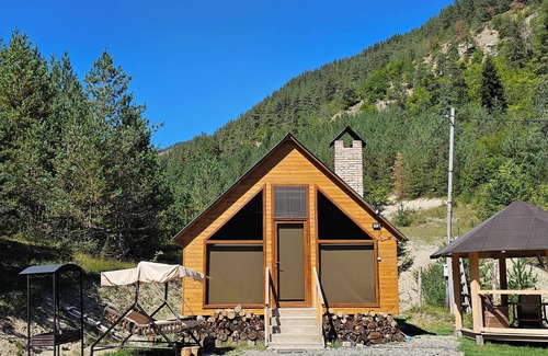 Didi Ateni Cabin | cozy cottage FeelFree continental in the forest