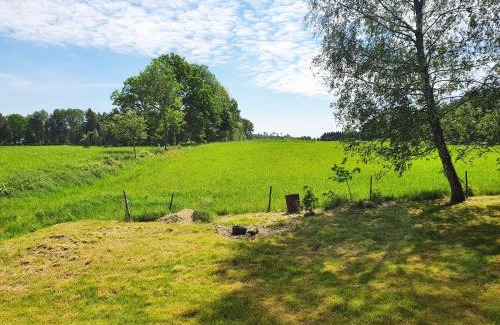 Lilla Edet O House | Cozy cottage in beautiful surroundings in Prassebo