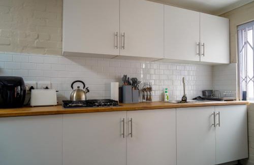 Constantia Apartment | Cozy Cottage in Constantia