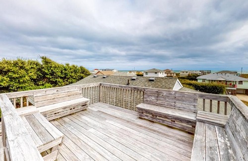 Kitty Hawk House | Cozy Cottage in Kitty Hawk