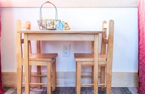 Britt House | Cozy cottage in the heart of Britt