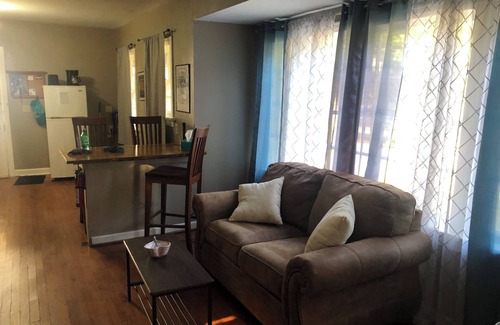 Hot Springs Cottage | Cozy cottage in the park -yet close to the action