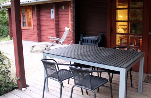 Ristinge House | Cozy cottage on a nature plot, with a bathroom and oven