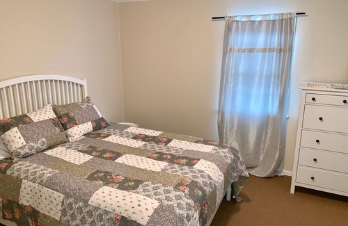 Santa Barbara County Other | Cozy Cottage on Beautiful U-Pick Berry Farm- 2 Queens, 4 twin/bunks