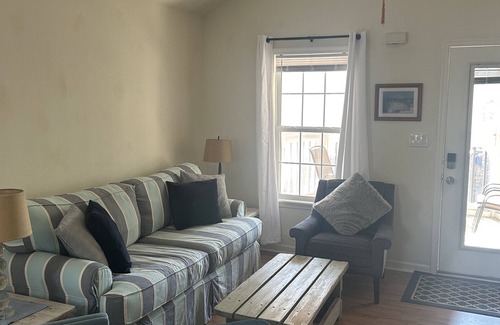 Bethany Beach House | Cozy cottage on the canal in Bethany Beach