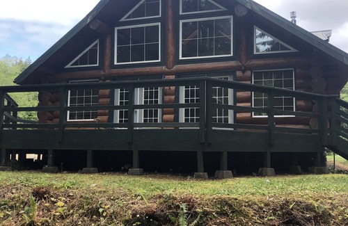 Forks Cabin | Cozy Cottage on the Clearwater River