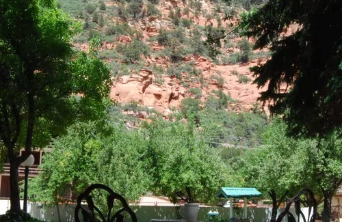 Sedona Shadows Cottage | Cozy cottage on the creek