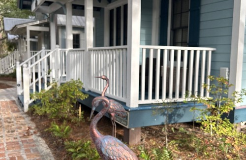 Steinhatchee Cottage | Cozy cottage ! Pet friendly ! Sleeps 4
