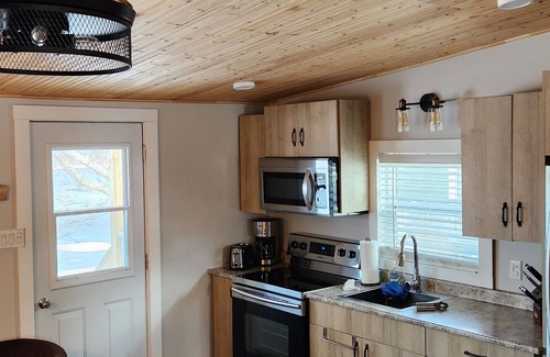 Chance Harbour Cottage | Cozy Cottage right on Chance Harbour