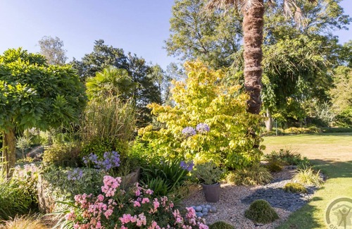 Sainte-Cecile Cottage | Cozy Cottage with Garden, Terrace, and Pond near Villedieu-les-Poêles