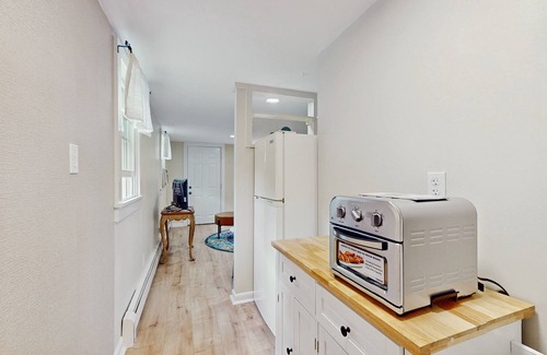Osterville Cottage | Cozy cottage with tranquil charm, natural beauty & great location