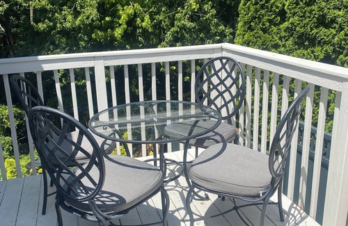 Lambertville Cottage | Cozy cottage with AC. Walk to downtown.