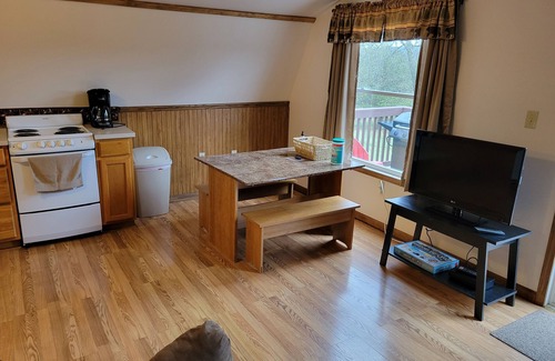 Huntingdon Cottage | Cozy Country Cottage Just Minutes From 7-points at Raystown Lake