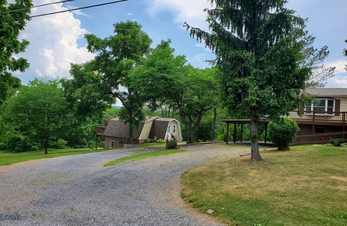 Huntingdon Cottage | Cozy Country Cottage Just Minutes From 7-points at Raystown Lake