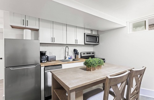 Englewood House | Cozy Craftsman 1 Blck away-Swedish/Craig! 5 min-DU