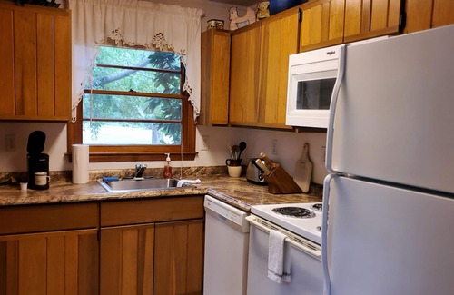 Maggie Valley Cottage | Cozy Creek Cottages