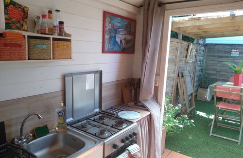 Le Carbet House | Cozy Creole hut, comfortable, Caribbean sea and mountain view, quiet, 5 'beach