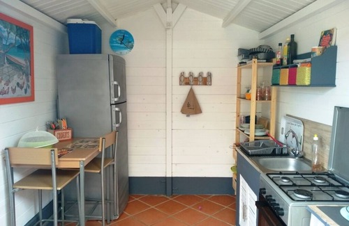 Le Carbet House | Cozy Creole hut, comfortable, Caribbean sea and mountain view, quiet, 5 'beach