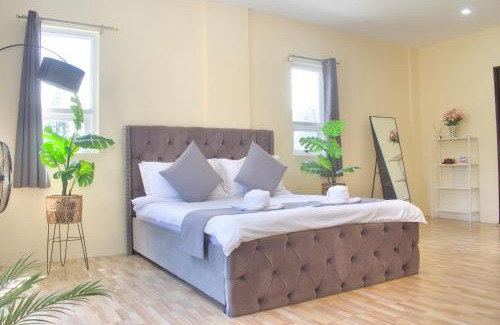 Canlubang House | Cozy Crib Saratoga in Tagaytay Midlands with Breakfast