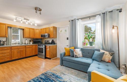 Foxcroft Square Apartment | Cozy Cricket's Cove
