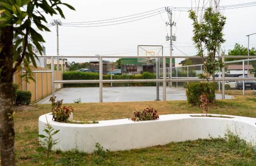 San Dionisio Apartment | Cozy Deluxe Studio Fully Furnished Condo for Rent