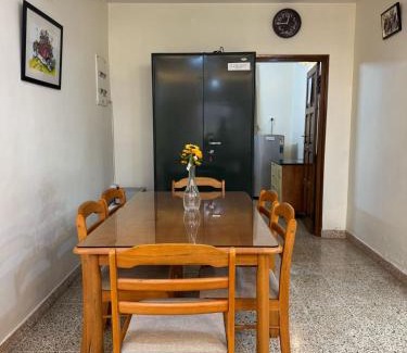 Gauravaddo Apartment | Cozy Den, Goa