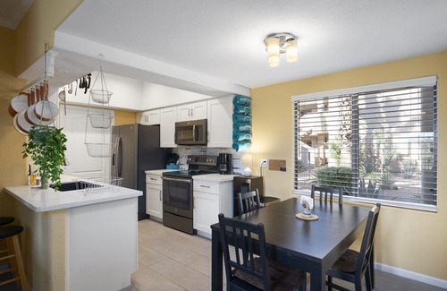 Fort McDowell Condo | Cozy Desert Getaway*Inviting Pool*Smart TV*Gym
