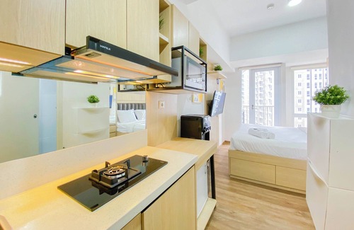Permata Hijau Apartment | Cozy Designed Studio Tokyo Riverside Pik 2 Apartment
