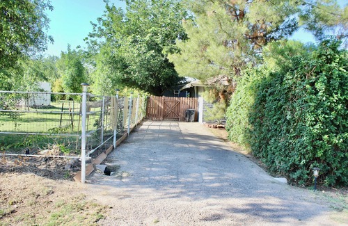 Gilbert Apartment | Cozy Detached Studio Guest Retreat in the Country!