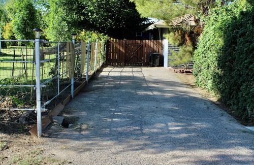 Gilbert Apartment | Cozy Detached Studio Guest Retreat in the Country!