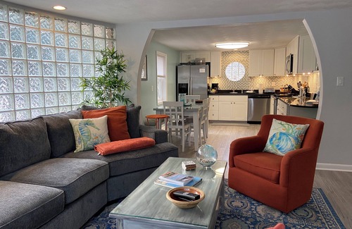 Northeast Virginia Beach House | Cozy Dog Friendly Beach House -WALK to Beach, State Park, Restaurants and More!