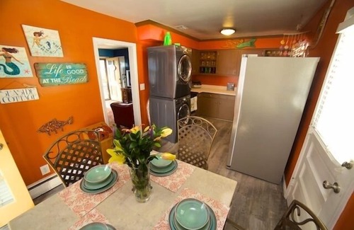 Northeast Virginia Beach Condo | Cozy, Dog-friendly Duplex At The North End Short Walk To The Beach!