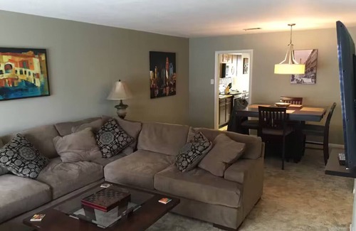 Beaumont Condo | Cozy Dowlen West Townhome