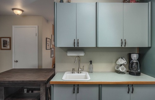 Fairbanks Apartment | Cozy downstairs studio with board games, streaming, and nearby activities