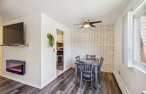 Allen Apartment | Cozy Downtown Ann Arbor Condo - Near UM Stadium