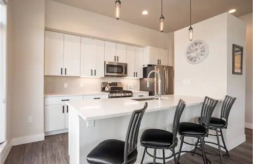 Winter Park Condo | Cozy Downtown Condo with Jacuzzi 5 Min from Resort