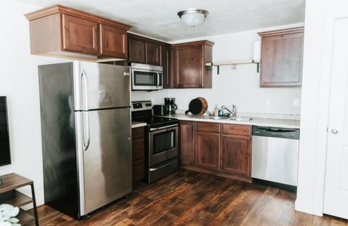 Franklin House | Cozy Downtown Provo Suite near Front Runner, LDS City Center Temple, Conf Center
