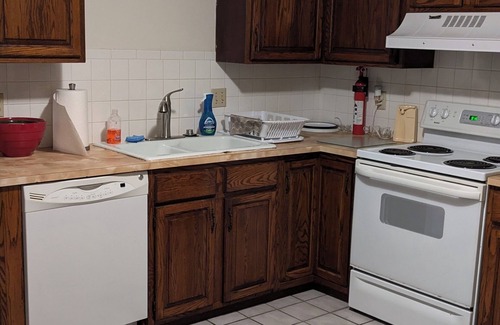 Hutchinson Apartment | Cozy Duplex apartment with AC in Hutchinson - 2 bedrooms available