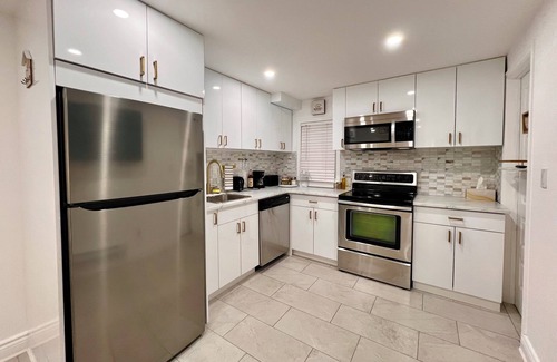 Windsor House | Cozy duplex apartment in South Windsor