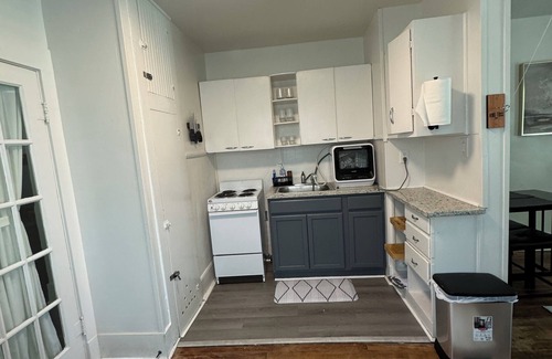 Ardmore House | Cozy Duplex near Downtown Ardmore