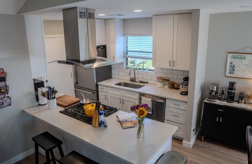 Austin House | Cozy East Austin Home, 15minutes to Downtown and the Lake