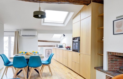 Latin Apartment | Cozy & Elegant Retreat Near Notre-Dame