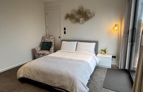 Long Bay House | Cozy Ensuite