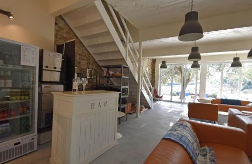 Villeseque-des-Corbieres Apartment | Cozy Escape in Villesèque